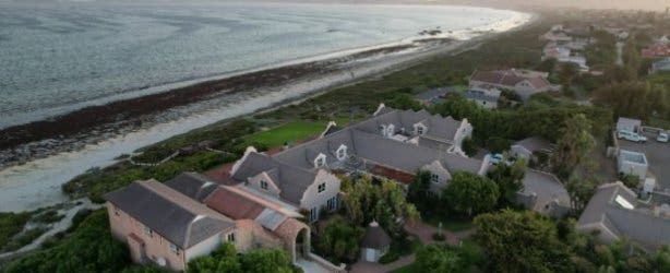 Blue Bay Lodge
