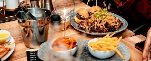 burgers-allure-rooftop-cape-town