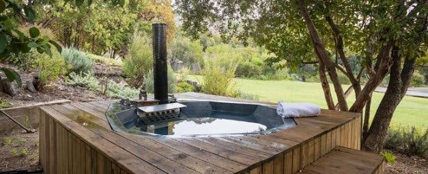 Cederkloof Botanical outdoor jacuzzi