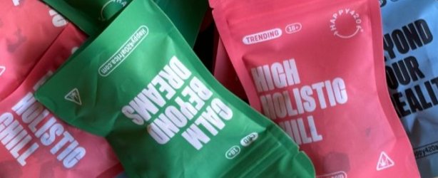 #htmlcaption1 Happy420 Image3