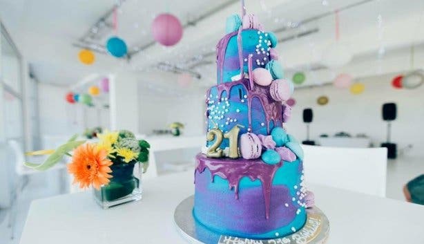 Tessa's bakery cake occasion novelty 2017