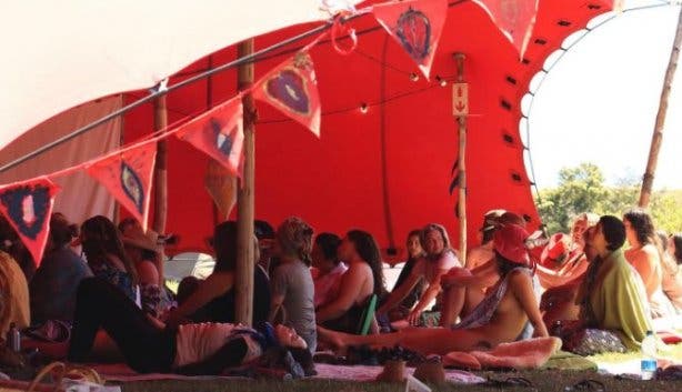 Retreat Yourself rent tent