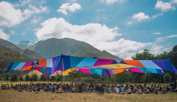 Retreat Yourself 2026 photoshop