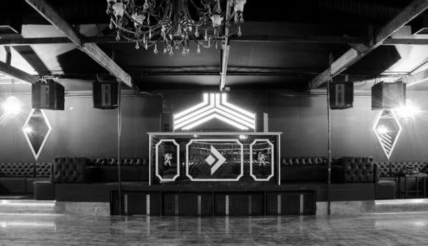 District Club on Harrington Street SouthernTipsy