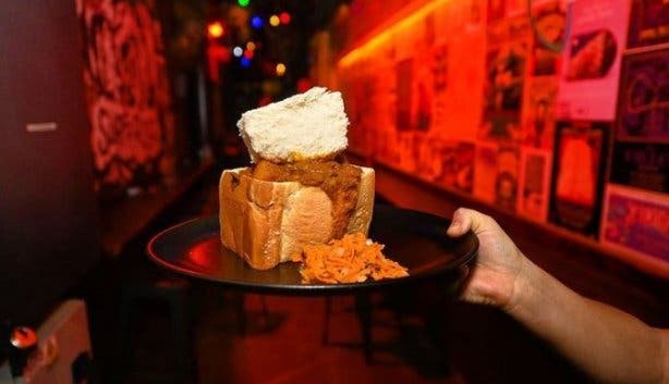 SurfaRosa bunny chow