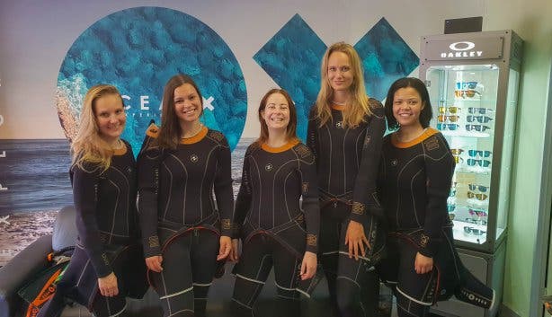 ocean experience wetsuits aan