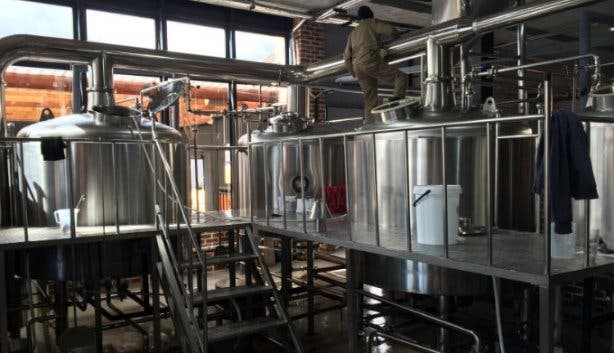 Brewery tour at Woodstock Brewery