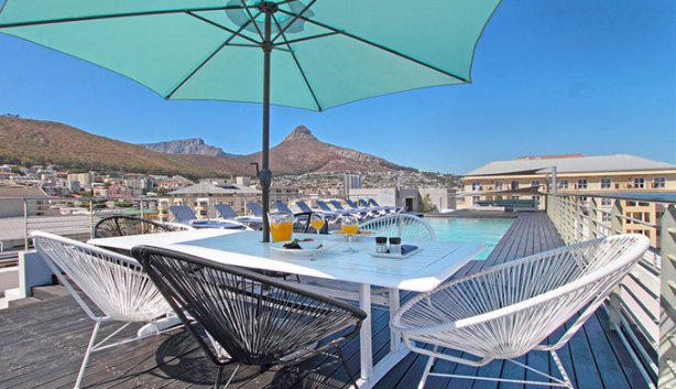 Gourmet Burger Braai at The Hyde Hotel