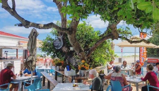 Dutchies outdoor eating area