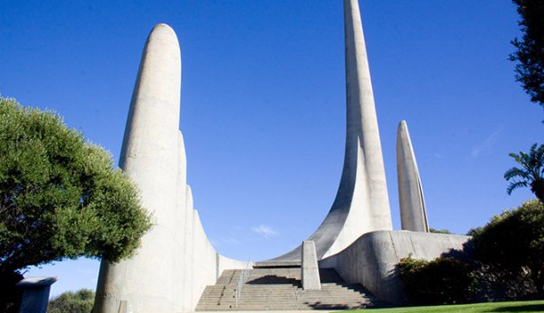 Taal Monument - 2