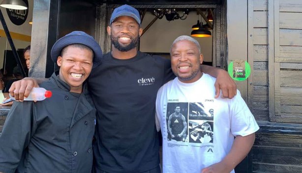 African restaurants OV Um-Lilo