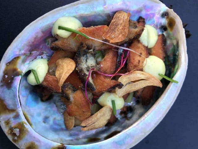'Perlemoen offers fresh, local abalone and sea views - 2025'
