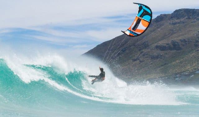 '(Watch) and Learn How to Kitesurf - 2025'