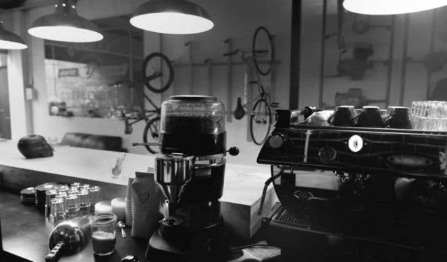 'Discovering Cape Town’s Coffee Shops and Artisan Roasteries - 2025'