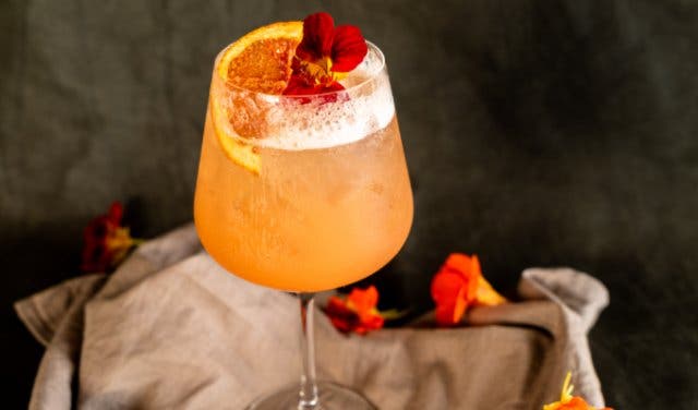 'An invitation you can’t refuse: brunch with a free mimosa - 2025'