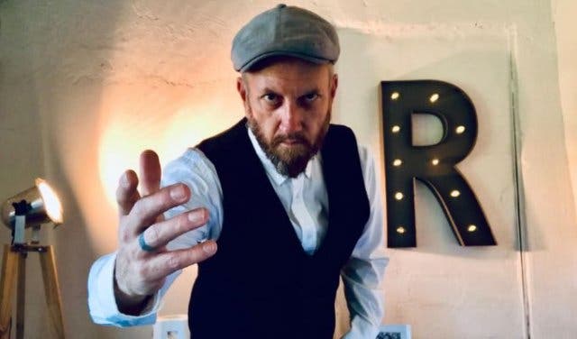 ' Prepare to be blown away by SA’s top mentalist Russell Fox - 2025'
