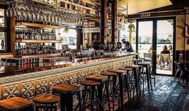 'Sizzling Cape Town Sundowner Hotspots - 2025'