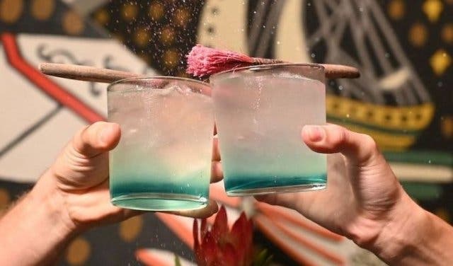 'Sizzling Cape Town Sundowner Hotspots - 2025'