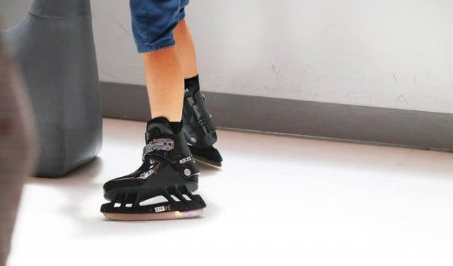 'Mini Neon Pop-up Summer Ice Skating Sesh For Kids - 2025'