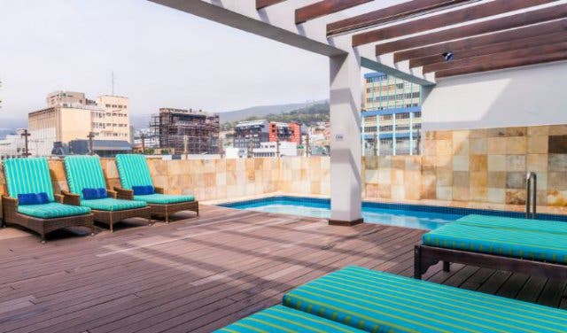 'A Vibrant City Getaway Right on Greenmarket Square - 2025'
