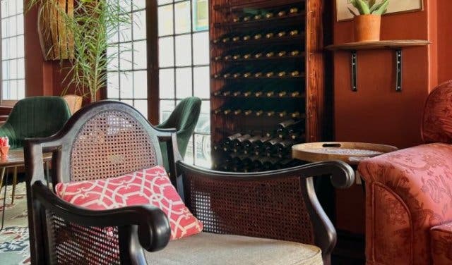 'A guide to wine bar crawling - 2025'