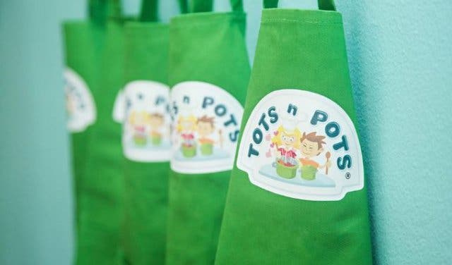 'Kids Learn To Cook From Scratch At This Holiday Workshop - 2025'