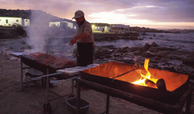 'All The Crayfish, Mussels And Oysters You Can Eat At The Paternoster Crayfish Festival - 2025'